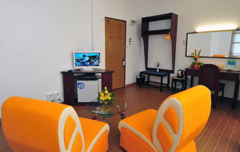 Clover Hotel Yangon Ngoại thất bức ảnh